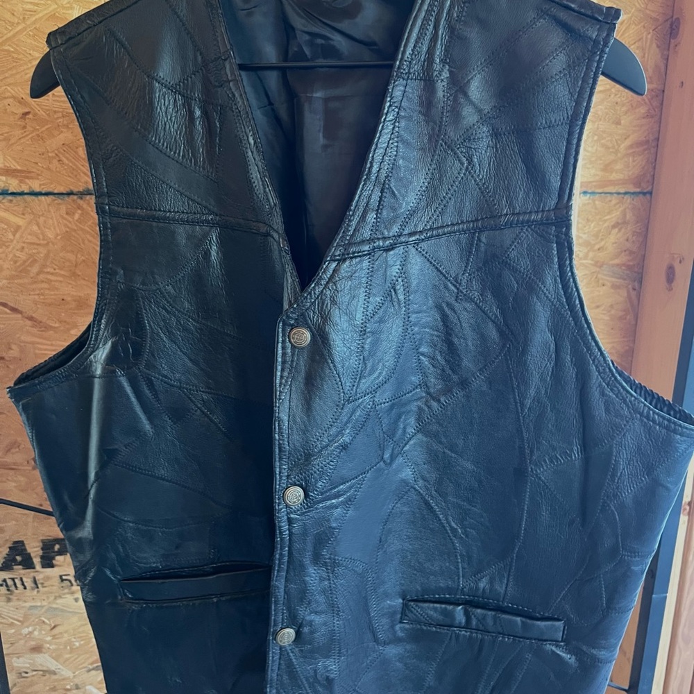 Men's Cool Black Leather Vest